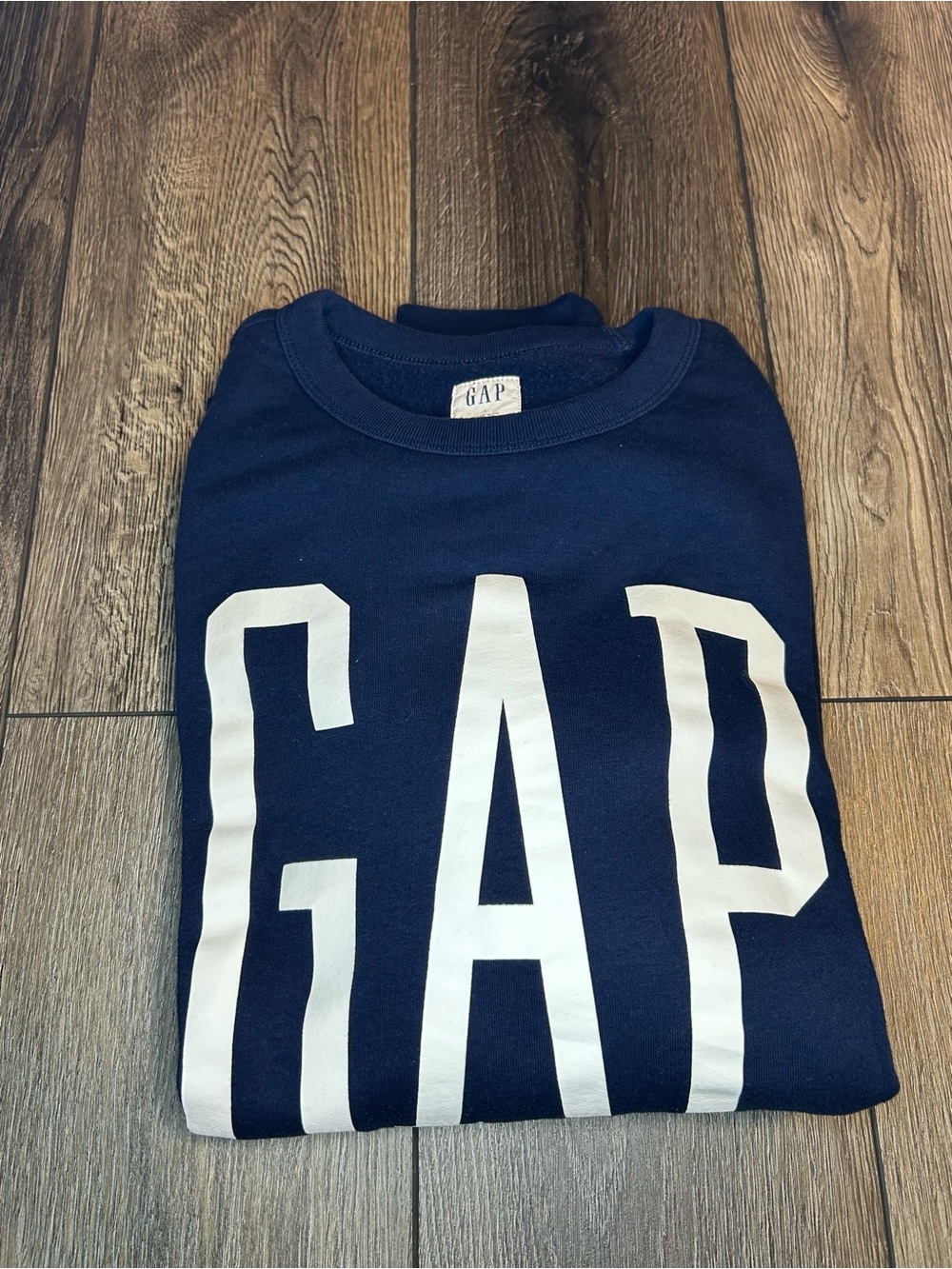 GAP Navy Logo Sweatshirt Large Classic Crewneck Cozy Casual - Picture 13 of 14